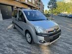 Citroen BerIingo Diesel année 2013 km213000, Auto's, Euro 5, Te koop, Berlingo, Bedrijf