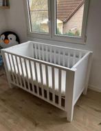 À donner lit bébé à réparer (sans matelas), Enfants & Bébés, Chambre d'enfant | Chambres d'enfant complètes, Enlèvement, Utilisé