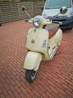 Vespa 125cc bj 2004, Motoren, Scooter, Particulier, 125 cc, 11 kW of minder