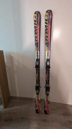 Atomic skis - 162cm, 160 à 180 cm, Carving, Skis, Enlèvement