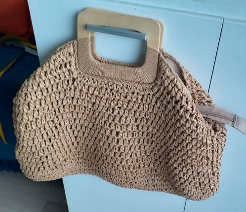 Rieten damestas in kleur naturel, Handtassen en Accessoires, Tassen | Damestassen, Gebruikt, Ophalen