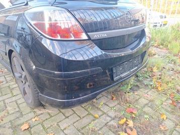 Achterbumper van een Opel Astra beschikbaar voor biedingen