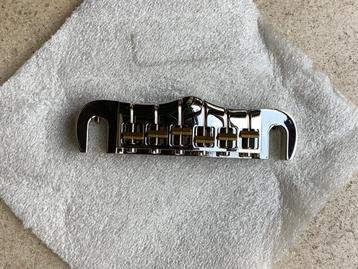 Schroeder stoptailpiece en studs  / TonePros studs