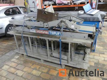 Toplift Goederenlift beschikbaar voor biedingen