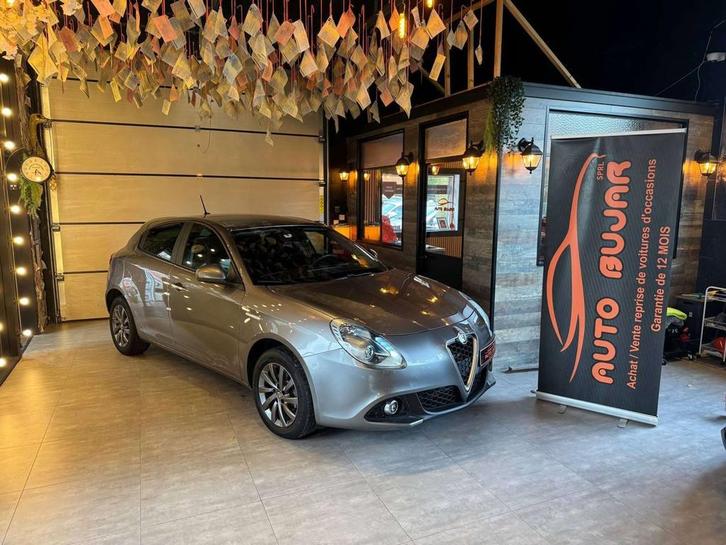 Alfa Romeo Giulietta Giulietta 1.4 *TURBO / 54000 / CARNET C, Auto's, Alfa Romeo, Bedrijf, Te koop, Giulietta, ABS, Airbags, Airconditioning