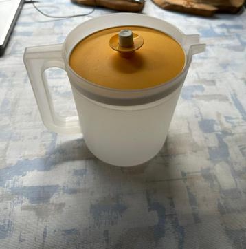 tupperware beschikbaar voor biedingen