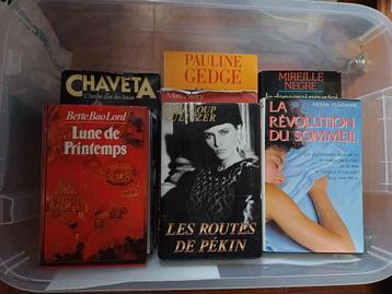Lot de livre petit et grand format à voir brocante ou autre beschikbaar voor biedingen