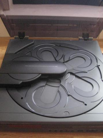 Compact disc speler HITACHI – ONDERDELEN !!! (liefhebber/ken beschikbaar voor biedingen