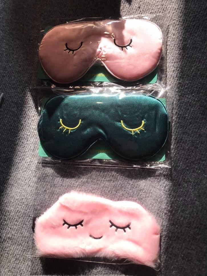 50x Zijden Slaapmaskers – Nieuw, Diversen, Rommelmarktspullen, Nieuw, Ophalen of Verzenden