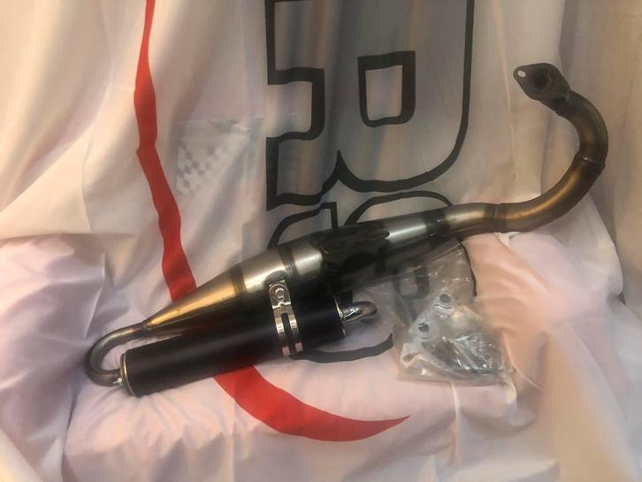 Pot d’échappement carenzi daemon, Vélos & Vélomoteurs, Pièces de cyclomoteur | Scooters, Neuf, Autres marques