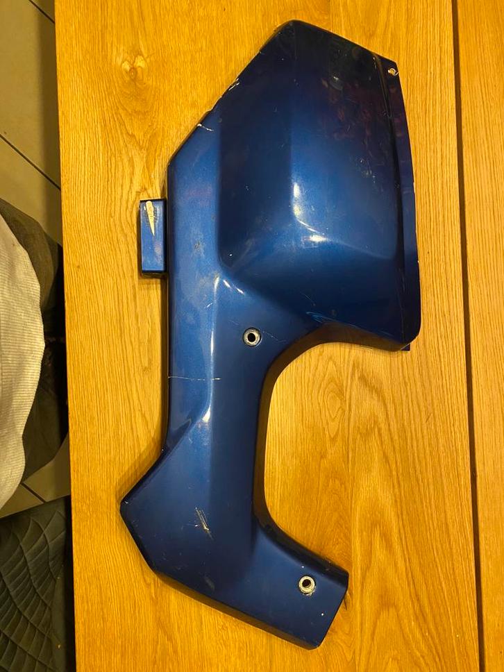 Honda wallaroo rechter grote zijkap, Fietsen en Brommers, Brommers | Honda, Ophalen of Verzenden