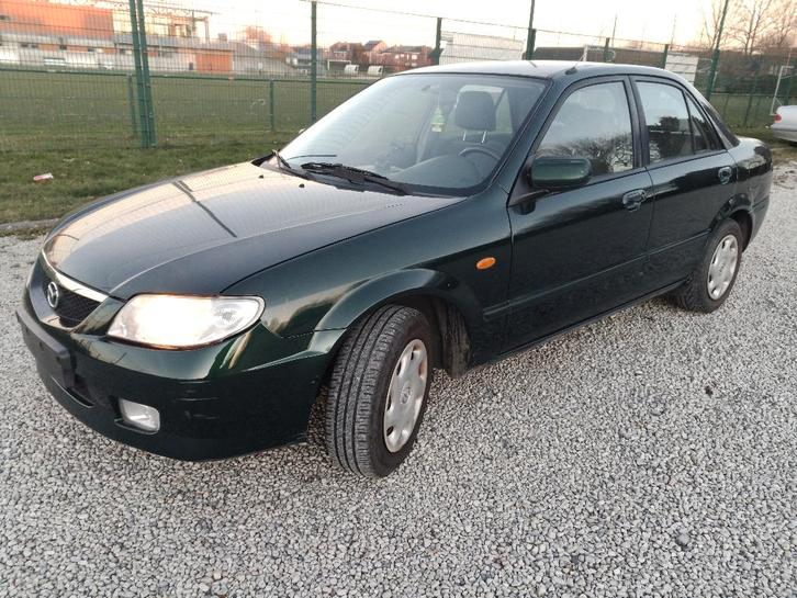 Mazda 323. 1,3i.essence.2003.150km. Prêt à être immatriculé., Auto's, Mazda, Particulier, Benzine, Euro 3, Berline, 5 deurs, Handgeschakeld