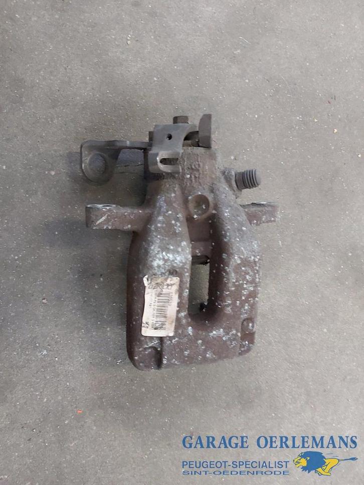 remklauw rechts achter peugeot 307cc, Auto-onderdelen, Remmen en Aandrijving, Peugeot, Gebruikt, ARN erkend, Ophalen of Verzenden