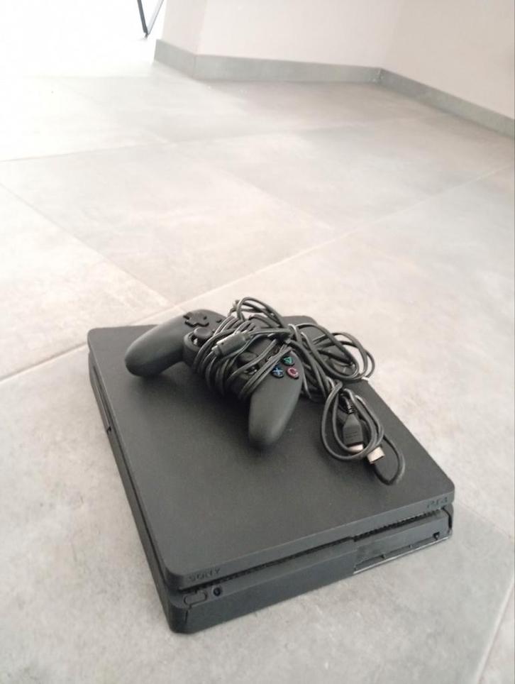 Playstation 4 slim 500GB met 1 controller, Games en Spelcomputers, Spelcomputers | Sony PlayStation 4, Zo goed als nieuw, Slim