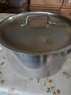 Grande casserole,déjà utilisée. (Tournus France), Enlèvement