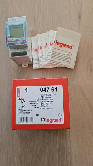 Legrand nieuw 4 stuks tijdschakelaar beschikbaar voor biedingen