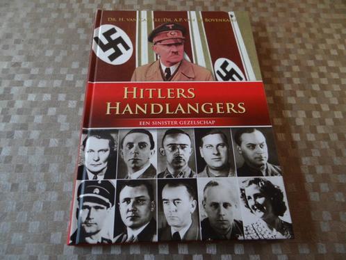 Hitlers handlangers, Boeken, Oorlog en Militair, Zo goed als nieuw, Ophalen