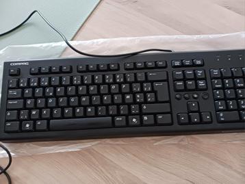 Nieuw Azerty en numeriek Toetsenbord Compaq, Neuf, Enlèvement ou Envoi, Filaire, Ensemble clavier et souris