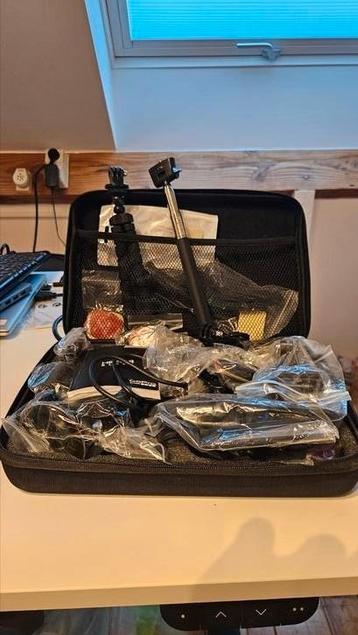 Accessoires gopro inc tripod, perche etc beschikbaar voor biedingen