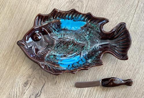 Vintage keramieken vissenset | Schaal + botermes in bruin, Handtassen en Accessoires, Broches, Zo goed als nieuw, Bruin, Ophalen of Verzenden