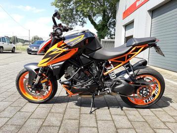 KTM 1290 SUPER DUKE R