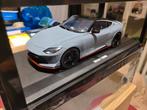 Nissan z grijs 1/18 van gt spirit splinter nieuw, Hobby en Vrije tijd, Ophalen of Verzenden