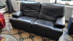 2 zwarte leren 2-zitsbanken, Huis en Inrichting, Zetels | Zetels, Ophalen, Gebruikt, Tweepersoons, Rechte bank