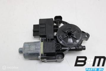 Raammotor rechts achter VW Golf 7 5drs 5Q0959812A beschikbaar voor biedingen