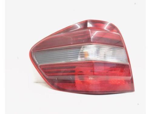 Achterlicht links van een Mercedes ML-Klasse, Auto-onderdelen, Verlichting, Mercedes-Benz, Gebruikt, 3 maanden garantie