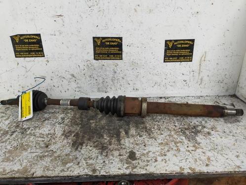 Aandrijfas rechts-voor van een Ford Fiesta, Auto-onderdelen, Remmen en Aandrijving, Ford, Gebruikt, 3 maanden garantie, Ophalen of Verzenden