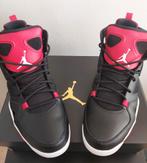 Jordan herensneakers rood/zwart maat 46, Ophalen, Zo goed als nieuw