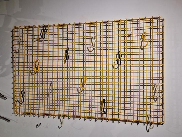 Binetta italy for Seccose , organizer kleerhanger kleurrijk, Huis en Inrichting, Woonaccessoires | Wandplanken en Boekenplanken