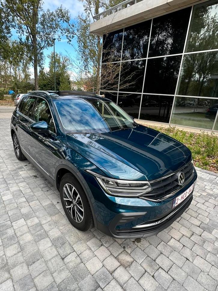 VOLKSWAGEN TIGUAN 2021 FULL OPTION, Auto's, Volkswagen, Particulier, Tiguan, 4x4, ABS, Achteruitrijcamera, Adaptieve lichten, Adaptive Cruise Control