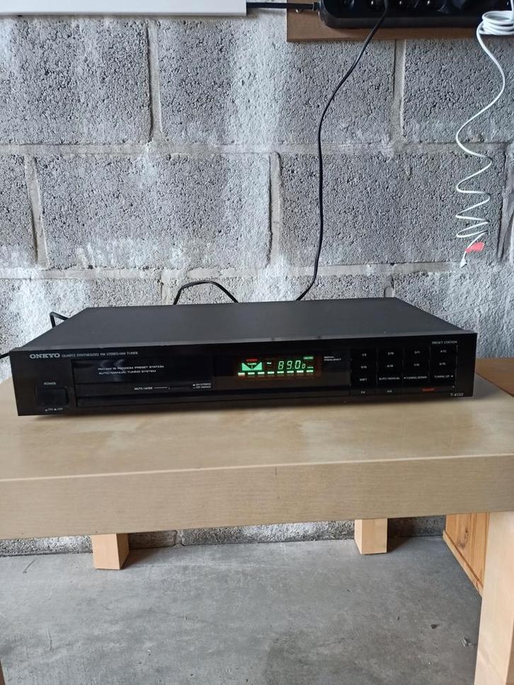 Onkyo t-4130 tuner, Audio, Tv en Foto, Tuners, Gebruikt, Analoog, Ophalen