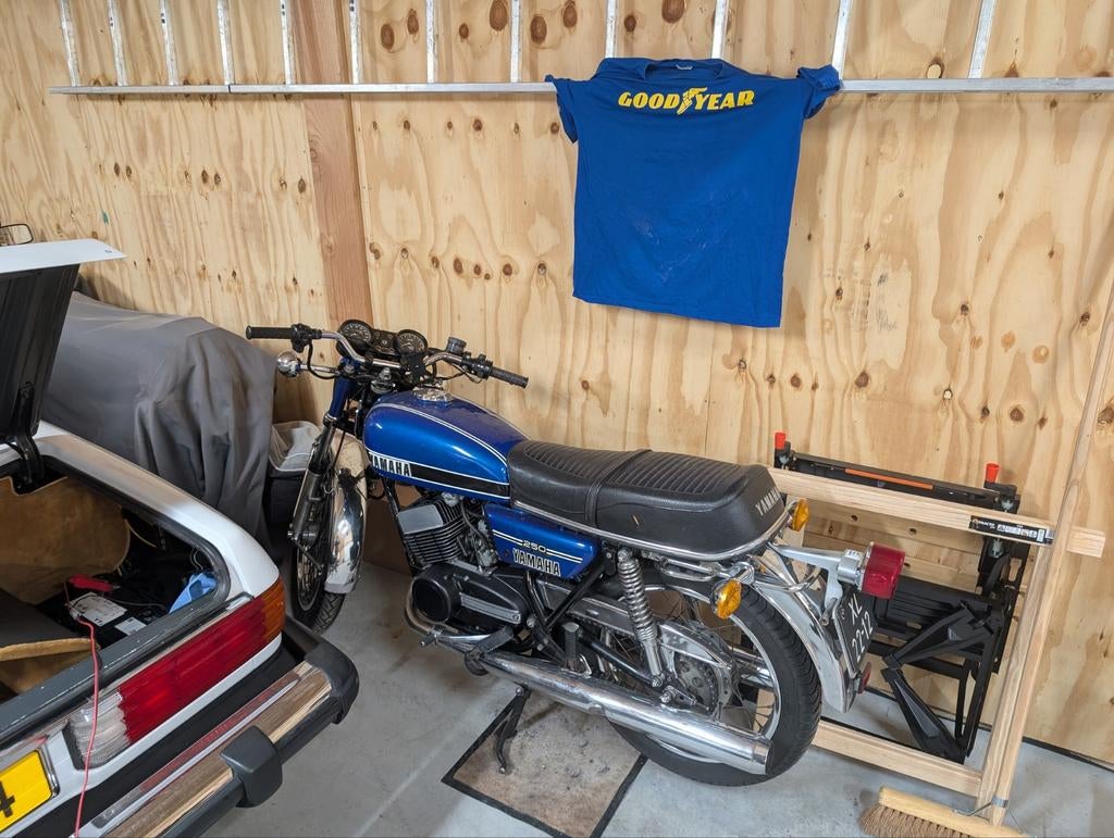 Yamaha RD250 1976, Motoren, 250 cc, 2 cilinders, Particulier, Minimaal motorrijbewijs A2