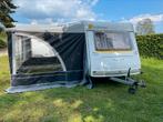 Nette Sterckeman 440 met volautomatische mover, voortent, Caravanes & Camping, Caravanes, Auvent, Jusqu'à 4, Banquette en rond