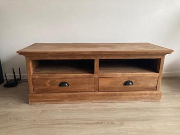 TV Kast Teak 130 x 50 x 50 in zeer goede staat beschikbaar voor biedingen