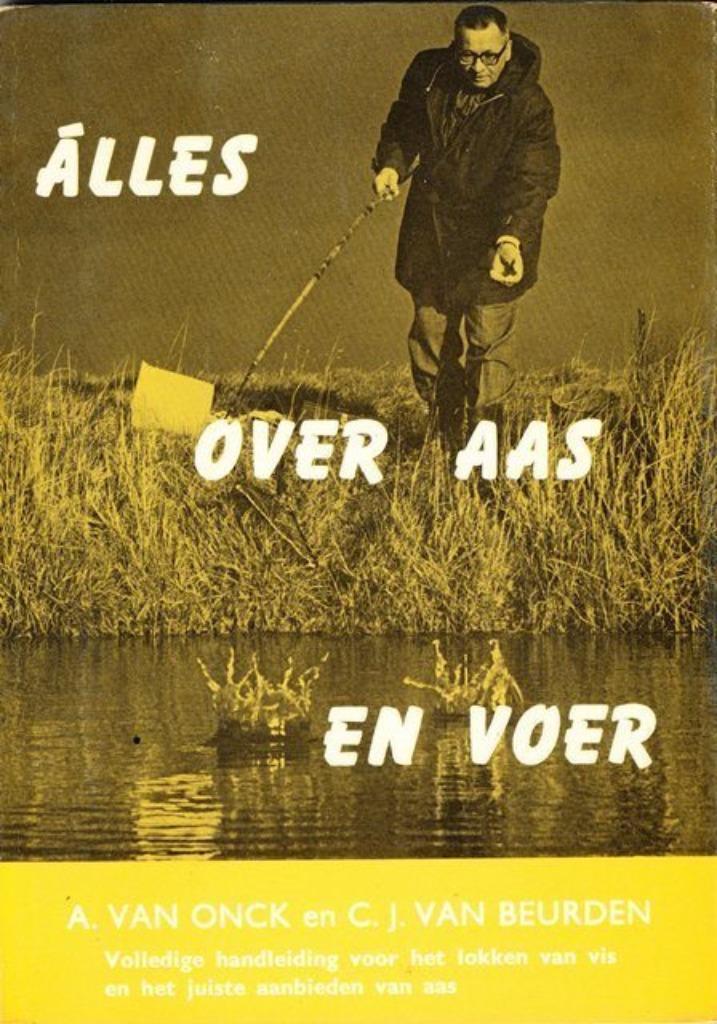 (sp229) Alles over aas en voer, Boeken, Sportboeken, Gelezen, Verzenden