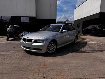 BMW 320i, Auto's, 1998 cc, Zwart, 4 cilinders, 120 kW