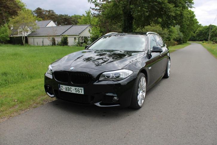 BMW 520D // 128000KM // AUTOMAAT - 2011 // M-performance, Auto's, BMW, Bedrijf, 5 Reeks, ABS, Achteruitrijcamera, Adaptieve lichten