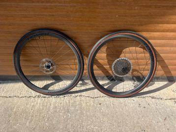 Roval Terra Carbon wielset DT-Swiss Tubeless beschikbaar voor biedingen