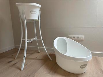 Shnuggle badjes met badstaander beschikbaar voor biedingen