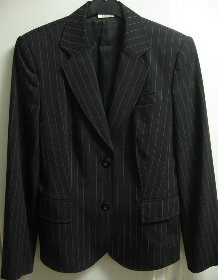 Zwart/witte lijn dameskostuum van Betty Barclay, 38, Vêtements | Femmes, Vestes & Costumes, Comme neuf, Noir, Enlèvement ou Envoi