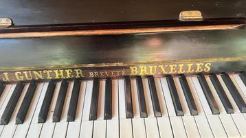 Piano beschikbaar voor biedingen