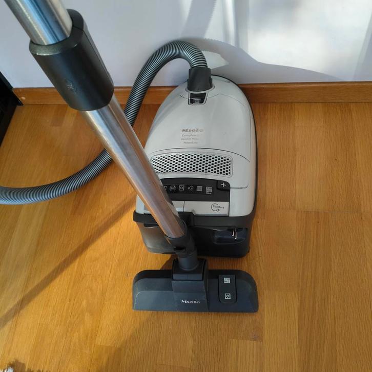 Miele Complete C3 Comfort Parquet Powerline, Elektronische apparatuur, Stofzuigers, Ophalen of Verzenden