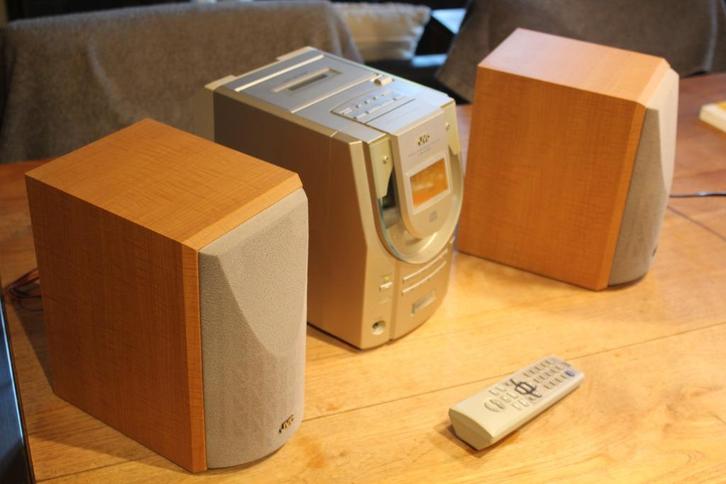 JVC Stereo mini keten, Audio, Tv en Foto, Stereoketens, Zo goed als nieuw, Cassettedeck, Cd-speler, Tuner of Radio, Speakers, JVC
