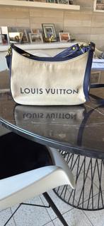 Louis Vuitton handtas, Handtassen en Accessoires, Tassen | Schoudertassen, Blauw, Zo goed als nieuw, Leer, Ophalen