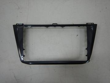 VW Tiguan 5NN Allspace Navi Inleg 5NN858069C beschikbaar voor biedingen