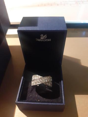 juwelenset Swarovski beschikbaar voor biedingen