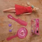 Lot Accessoires Barbies + poupée + magazines Années 90-2000, Enlèvement, Barbie